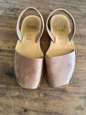 PONS Women's Brown Leather Slingback Sandals